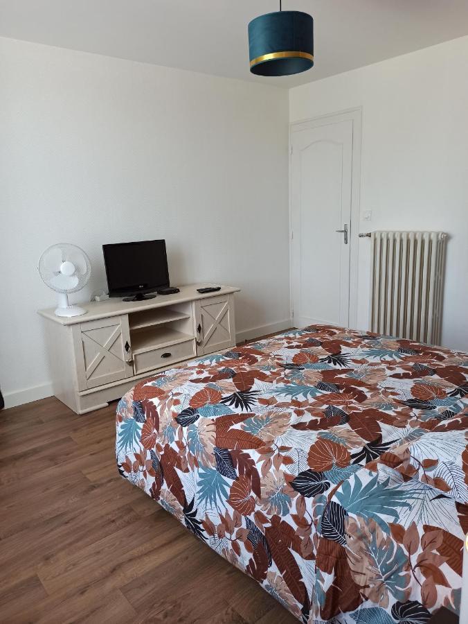 Maison 6 personnes - grand jardin arboré Villa Noyers-sur-Cher Esterno foto
